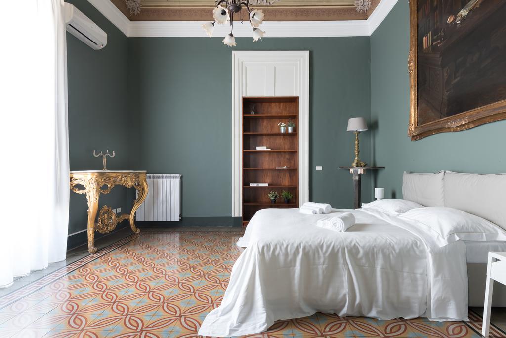 Duomo Housing Catania Apartment Екстериор снимка